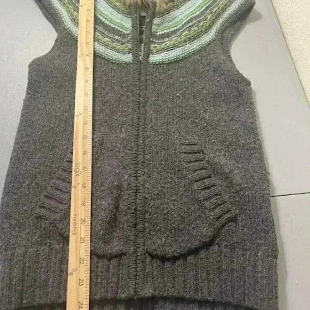 Vintage 90's Old Navy Lambswool Blend Knit Fur Trim Hood Cap Sleeve Seater Vest - Picture 7 of 8